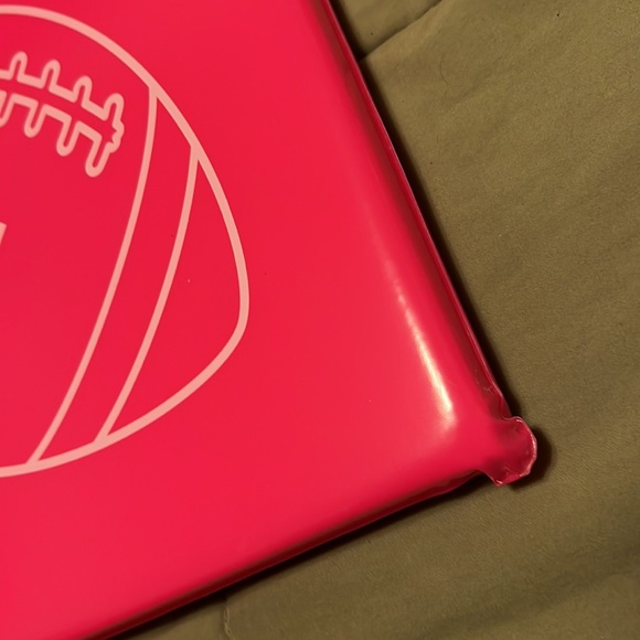T-Mobile Tuesdays set of 2 Football Themed Stadium Seat Cushions, New, pink - Picture 7 of 11